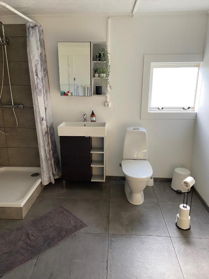 The Little Guesthouse Downtown - Keflavik Airport Екстериор снимка