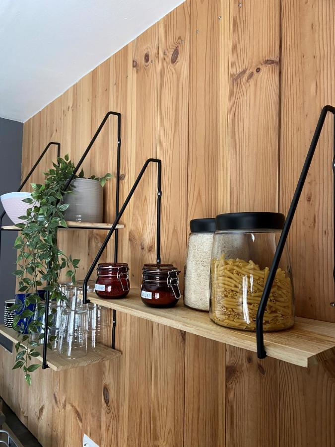 The Little Guesthouse Downtown - Keflavik Airport Екстериор снимка