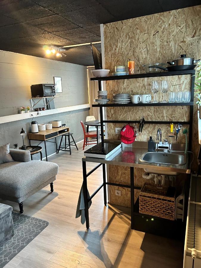 The Little Guesthouse Downtown - Keflavik Airport Екстериор снимка